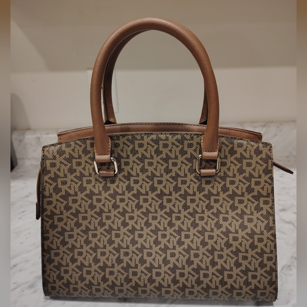 DKNY Monogram Purse - Picture 2 of 8